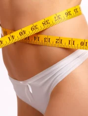 AnyConv.com__da-cintura-das-mulheres-com-uma-fita-metrica